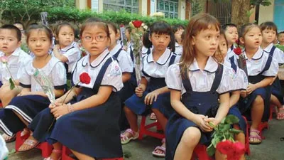 Hoán đổi chỗ ngồi cho học sinh tiểu học - Cần quy định thống nhất!