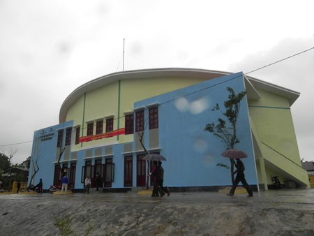 A solid community house is built in the central region for peopel to live when strong storm approaches