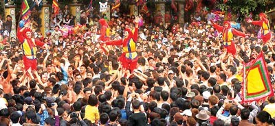 ‘Dong Ky-My Hometown Festival’ by photographer Nguyen A (Vietnam)