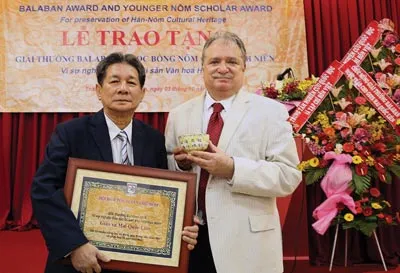 Tôn vinh di sản văn hóa Hán - Nôm