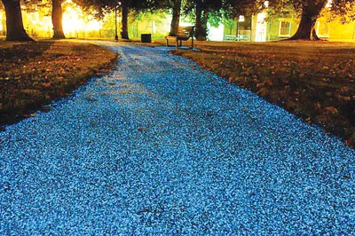 Đường tự phát sáng