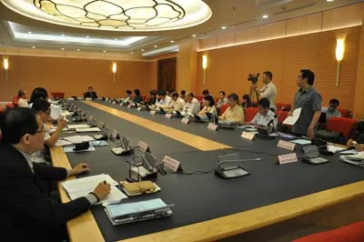 Kiến nghị lập Ủy ban quốc gia về tái cơ cấu kinh tế