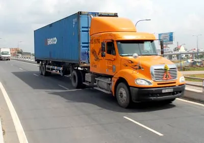 Hiệp hội Vận tải ô tô kêu cứu vì cước 3G tăng