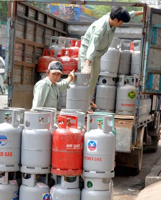 Báo động bùng phát gas giả - Bài 1: Gas giả tràn lan