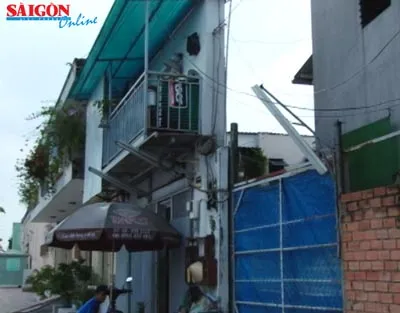 Nhà siêu mỏng dọc đường vành đai mới