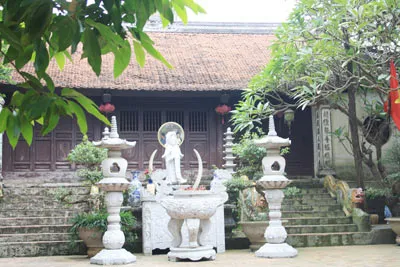 Thạch Thất, Hà Nội: Coi thường Luật Di sản văn hóa, nhà sư trụ trì rước tượng lạ về chùa