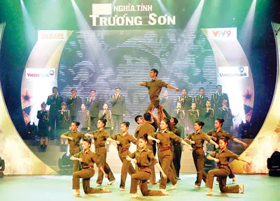 Một tiết mục văn nghệ trong đêm giao lưu nghệ thuật.