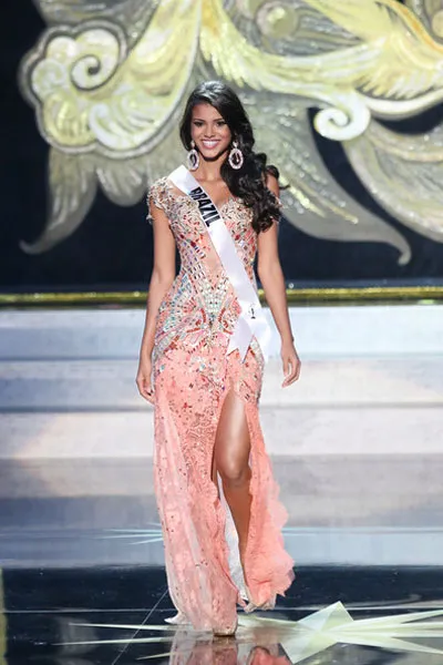 Người đẹp Venezuela lần thứ 7 đăng quang Hoa hậu Hoàn vũ 2013 ảnh 6