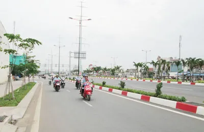 Thu hút đầu tư xây dựng hạ tầng - Khó vì vướng quy định