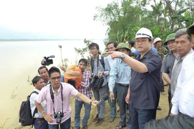 Phó Thủ tướng Hoàng Trung Hải: Phải hoàn thiện hệ thống báo động lũ, thông báo lũ