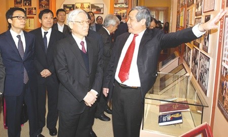 Party General Secretary Nguyen Phu Trong attends an event to mark the university's 20th anniversary. — VNA/VNS Tri Dung