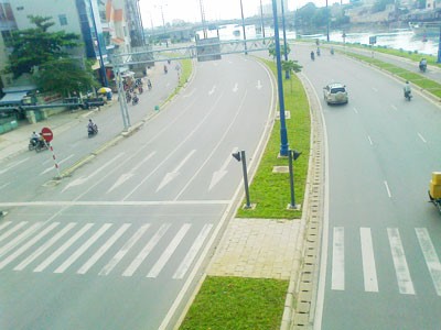 In 2013, up to 96.5 per cent of capital investment allocated from the central budget to localities has disbursed to implement the 2013-14 plan.— Photo: Cat Tuong