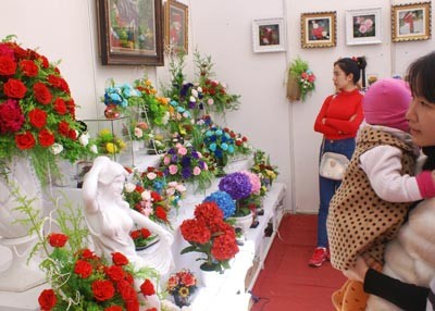 Flowers are displayed in the fair.(Photo:SGGP)