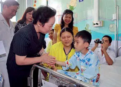 Hỗ trợ chi phí mổ tim bẩm sinh trẻ em nghèo