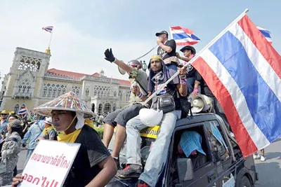 Chính trường Thái Lan xoay chuyển sang hướng mới