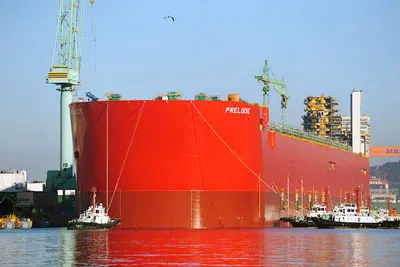 Hạ thủy tàu lớn nhất thế giới