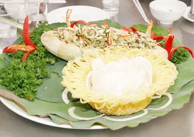 Gỏi hải sản kiểu Bắc bộ