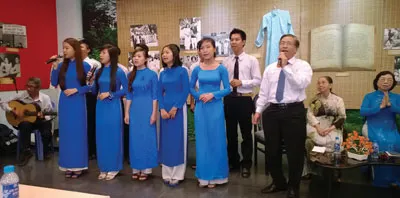 Áo dài - Tự hào di sản Việt