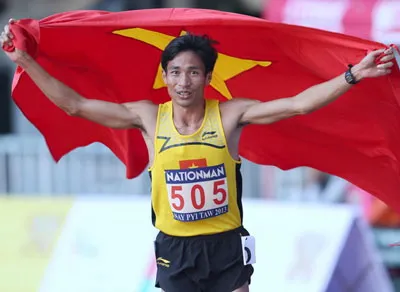 Nguyễn Văn Lai với niềm vui chiến thắng. Ảnh: TTXVN