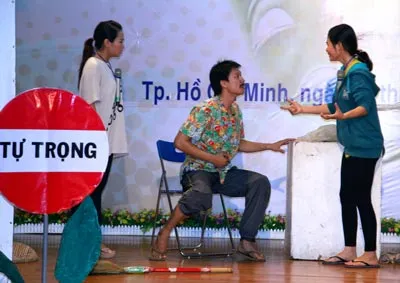 Lặng lẽ sân khấu kịch sinh viên - học sinh