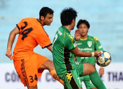 Tiền đạo Candelario Gomez (34) đã từng thử việc tại SHB Đà Nẵng. Ảnh: P.Hải