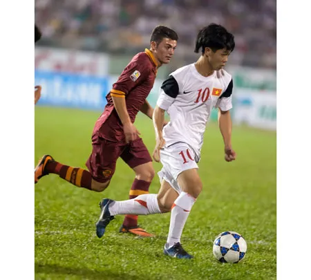 Tiền đạo Công Phượng tiếp tục sẽ là mũi nhọn hàng đầu của U19 Việt Nam trước U19 Nhật Bản. Ảnh: Hoàng Hùng