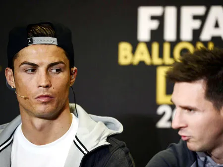 Ronaldo và Messi gặp gỡ báo chí quốc tế trước lễ trao giải