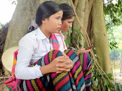 Những cô gái hát Tà Oái ở miền tây Quảng Bình.