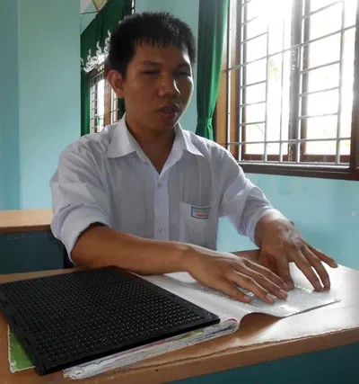 Nghị lực của cậu học trò khiếm thị