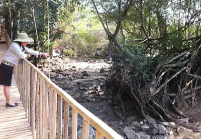 Vụ thủy điện làm cạn nước sông Srêpốk: Xây đập tràn cứu thác Bảy Nhánh