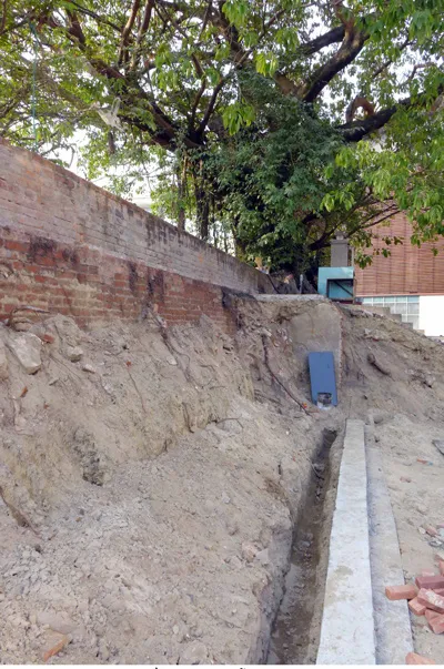 Đà  Nẵng: Thi công công trình xâm hại di tích thành Điện Hải