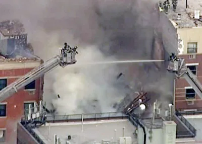 Cứu hộ người bị kẹt trong tòa nhà