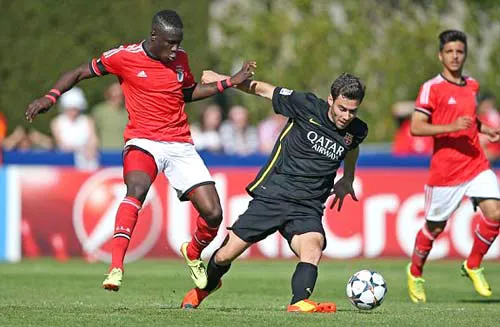 U19 Barcelona đăng quang Youth Champions League ảnh 3