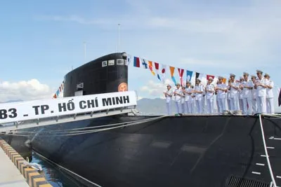 Đội hình cán bộ thủy thủ tàu HQ-183 TP. Hồ Chí Minh