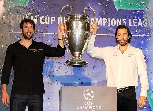 Theo thông báo của BTC, Việt Nam là điểm dừng chân duy nhất ở châu Á trong "Hành trình trải nghiệm cúp UEFA Champions League 2014"