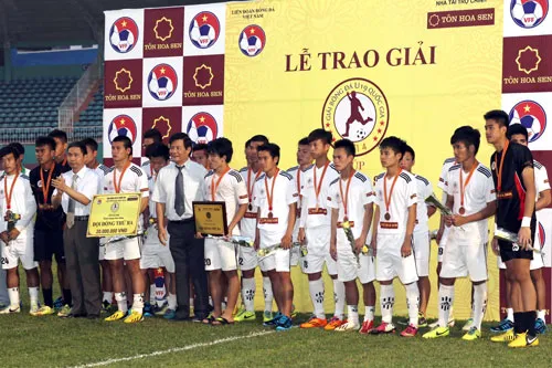 Dù đội U19 HAGL đã thi đấu khá tốt tại giải U19 VĐQG vừa qua nhưng họ vẫn không có tên trong danh sách của 16 cầu thủ được VFF đề cử. Ảnh: Minh Trần