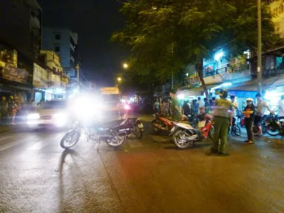 Bất cẩn khi lái xe, người đàn ông bị xe khách cán chết