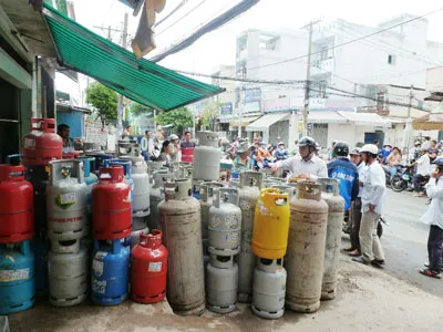 Quận Bình Tân (TPHCM): Cháy đại lý bán gas