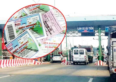 Một trạm thu phí trên quốc lộ 13 (ảnh lớn) và những tấm vé thu phí. Ảnh: KHẮC HÀO