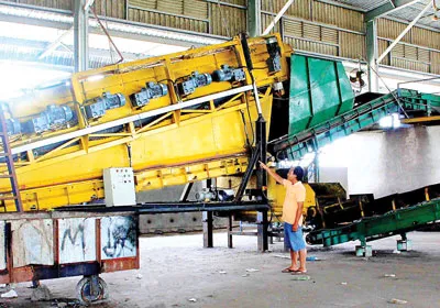 Nhà máy xử lý rác trăm tỷ “trùm mền”