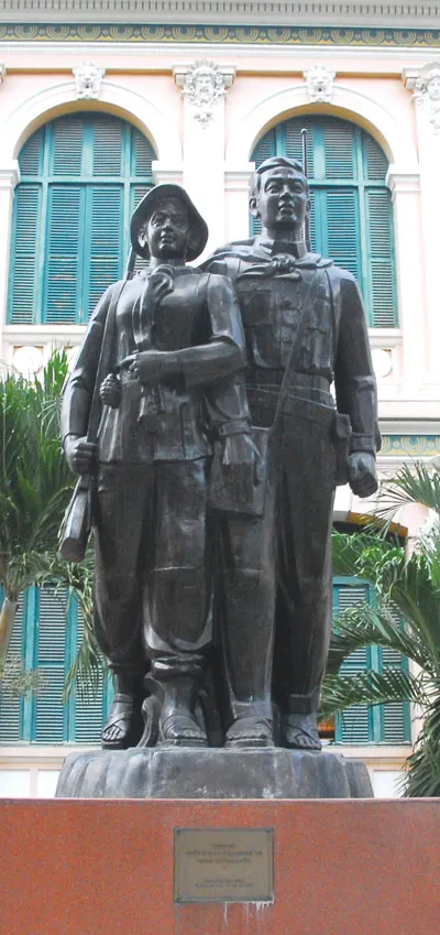 Tòa nhà Bưu điện TPHCM - Dấu ấn lịch sử ảnh 2