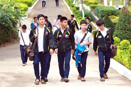 Các học viên trong buổi đi học về. Ảnh: MINH TRẦN