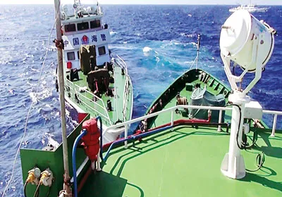 Trung Quốc sử dụng số lượng lớn tàu đâm va các tàu Việt Nam