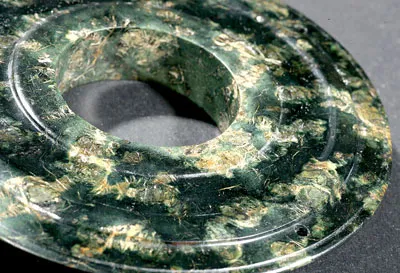 Huyền thoại ngọc đá Phùng Nguyên