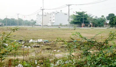 Dự án khu dân cư An Sương: Hàng trăm nền đất “bán” trên… giấy!