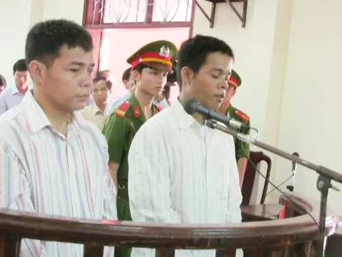 Vụ án giết hại 5 phu trầm: Tử hình hai bị cáo