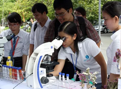 Ít “nhà” cho sinh viên nghiên cứu