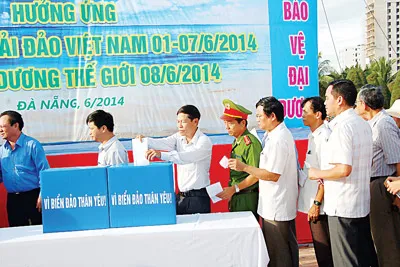 Hàng ngàn người hưởng ứng “Tuần lễ Biển và hải đảo Việt Nam”