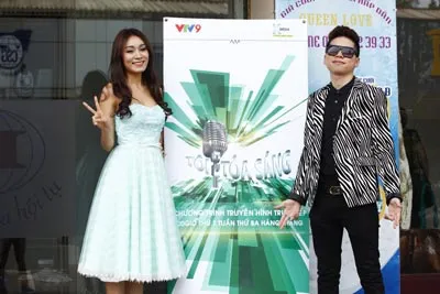 Minh Thư “tỏa sáng” cùng Hoàng Tôn