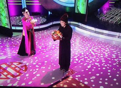 Nam ca sĩ Minh Thuận hóa thân thành Nghệ sĩ ưu tú Xuân Hinh